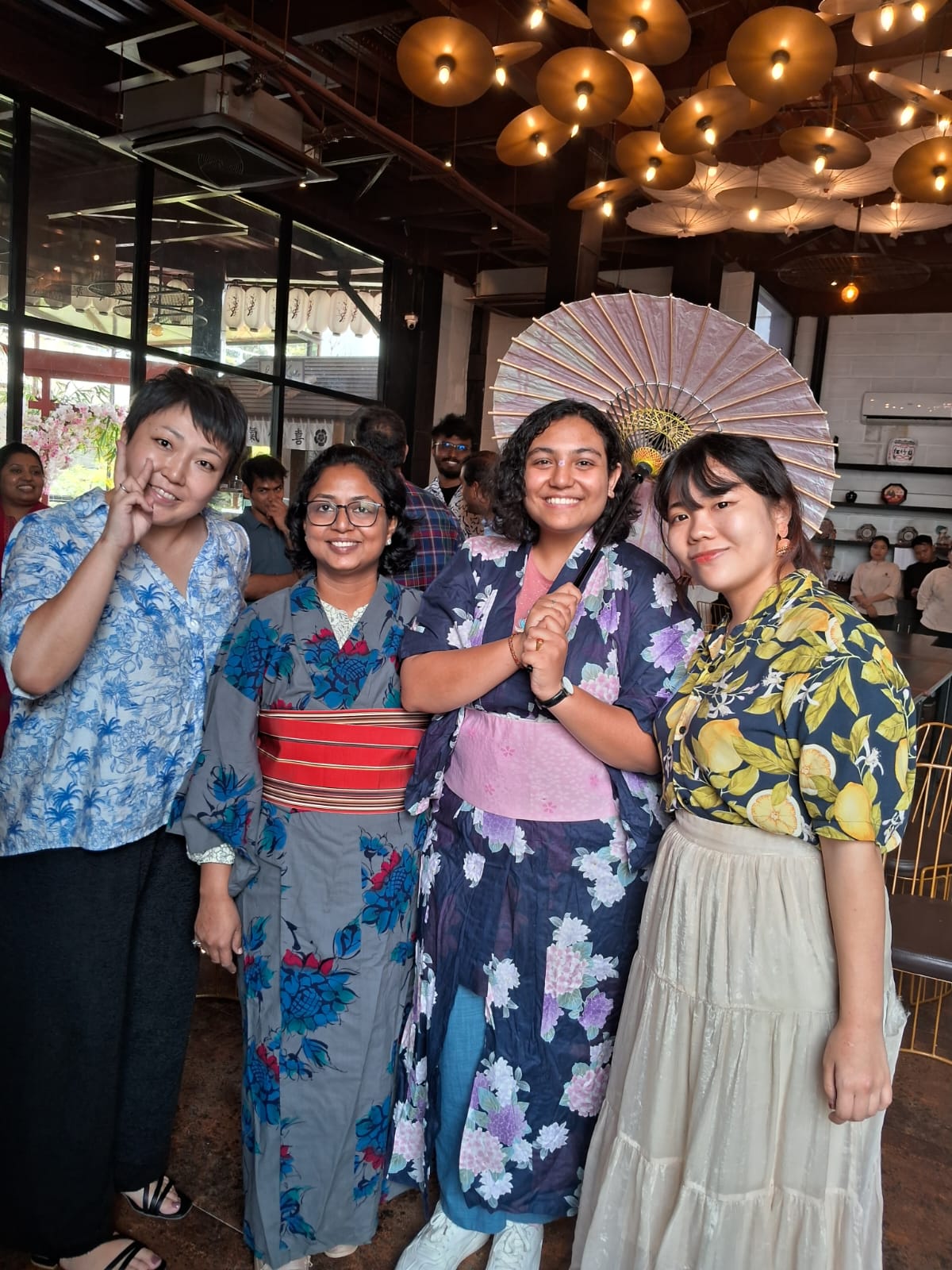 Saachi students in yukata at a Japanese cultural activity